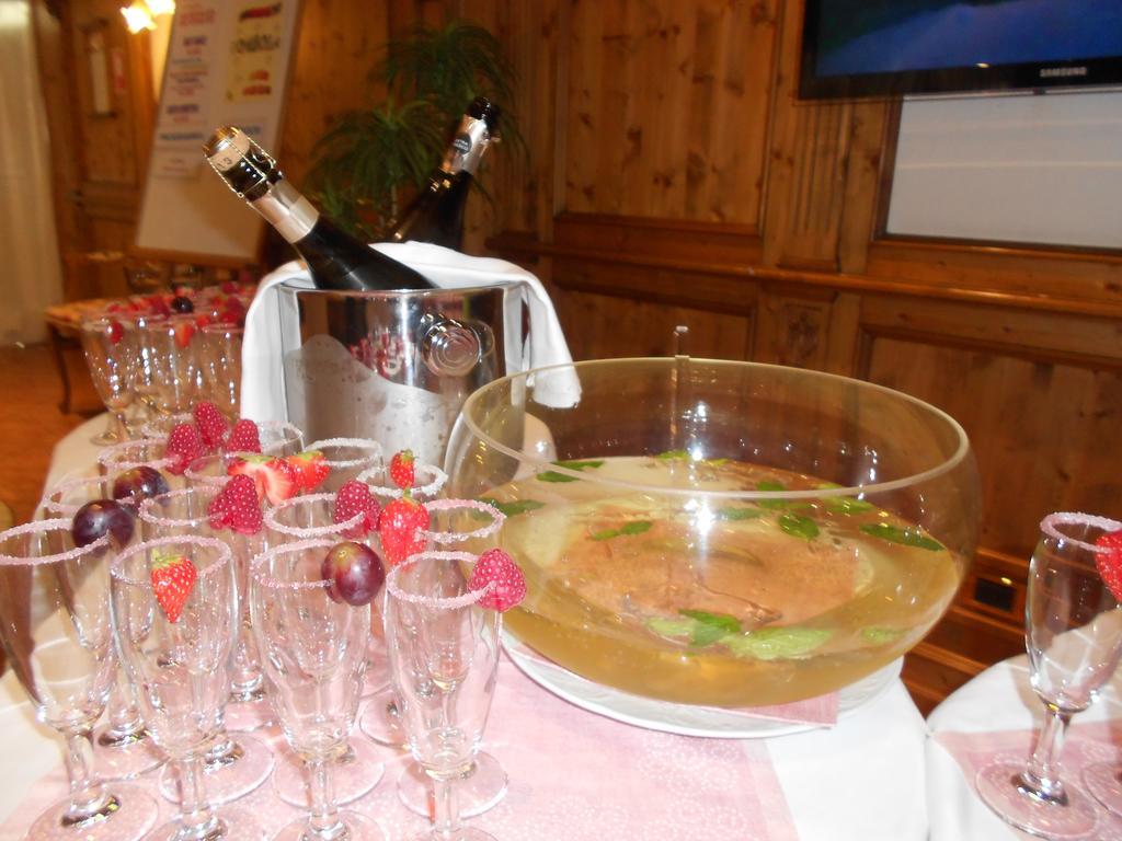 Hotel San Marco Passo San Pellegrino Buitenkant foto