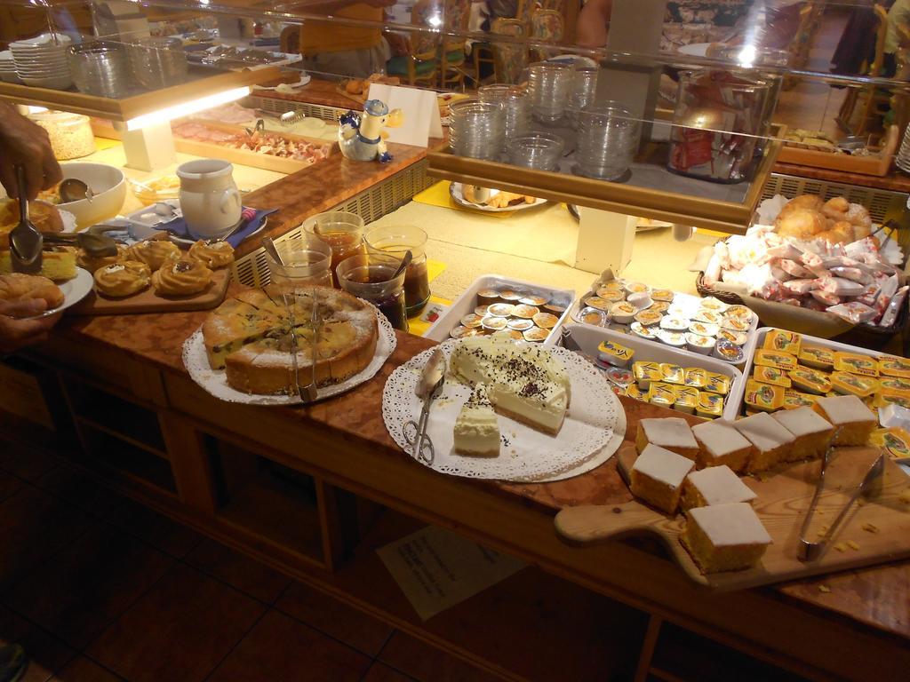 Hotel San Marco Passo San Pellegrino Buitenkant foto